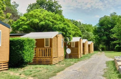 Lussas House | Camping 3 étoiles - Piscine - eebbdb