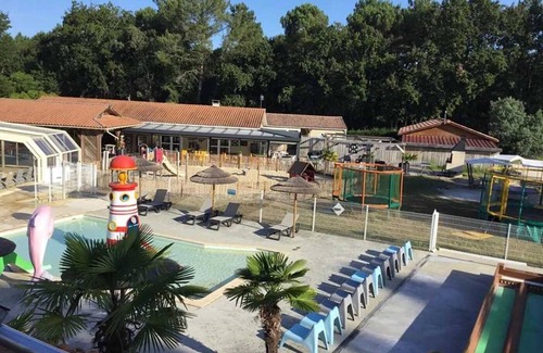 Saint-Laurent-de-Medoc House | Camping 4 étoiles - Parc aquatique - ccb0bcf