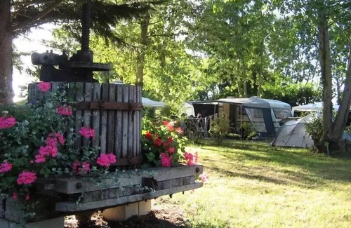 Faverolles-sur-Cher House | Camping Colors of the World * - Coco Sweet 2 Bedrooms without bathroom 4 people