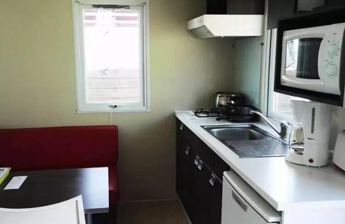 Saint-Michel-Chef-Chef House | Camping du Bord de Mer * - Mobil home Eco 2 bedrooms + terrace - economical 3 people
