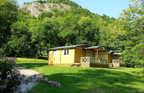 Vicdessos House | Camping Flower La Bexanelle * - Standard Canvas Bungalow 3 Rooms 4 People Without Sanitary