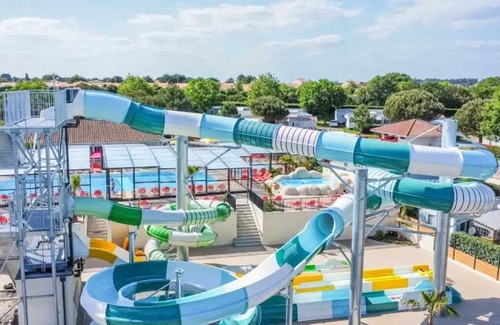 Tharon-Plage House | Camping - Parc aquatique - ccagehe