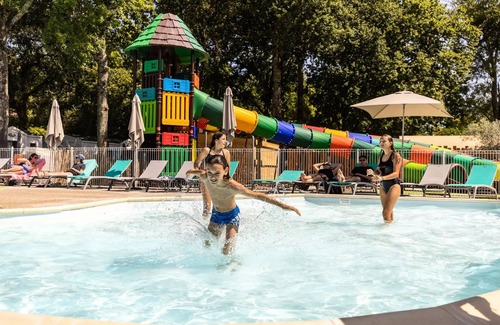 Saint-Sulpice-de-Royan House | Camping maeva Club Royal Ocean * - Mobile Home Azalée 3 Rooms 4 People