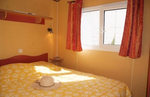 Giens House | Camping La Bergerie Plage **** - 4 room mobile home 8 people