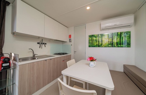 Lotzorai House | CAMPING LE CERNIE- seafront mobile home with klima