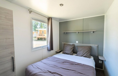 Chatillon-en-Diois House | Camping Le Lac Bleu* - Mobile home Family Luxury Premium 3 rooms 4 people Air-conditioned Lakeside