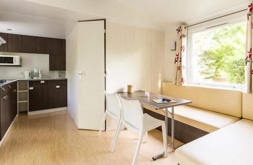 Ingrandes House | Camping Le Petit Trianon **** - Mobil Home 3 Rooms 4 People Premium