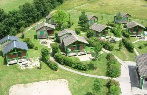 Recoules-Previnquieres Ski Chalet | Camping Le Plô * - Mini Chalet Isabelle 2 Rooms 4 People