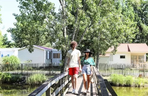 L'Aiguillon-sur-Vie House | Camping maeva Escapades Parc de la Grève **** - Mobile Home 4 Rooms 6 People