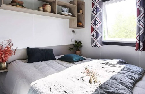 La Plaine-sur-Mer House | Camping maeva Club Les Vallons de l'Océan * - Mobil-Home Confort 3 Rooms 4 People + TV