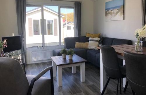 Julianadorp aan zee Ski Chalet | Camping Oase, Zanddijk 75