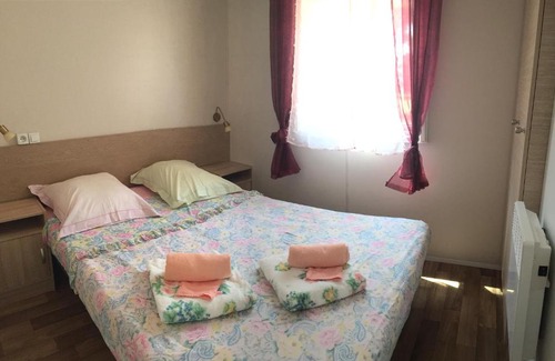 Puget-sur-Argens Other | Camping Oasis village 5 * Puget-sur-Argens (Var)