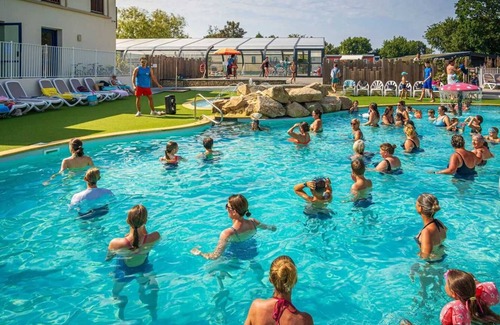 Ambon House | Camping - Parc aquatique - ccafgi0