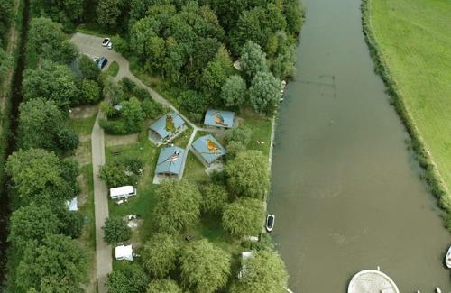 Zoutkamp Ski Chalet | Camping 't Ol Gat