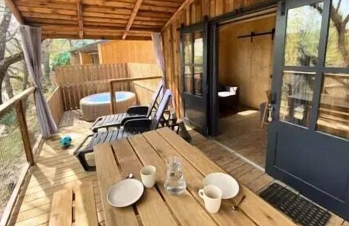 Bauduen Ski Chalet | Camping Tikayan Rives du Lac de Sainte Croix* - EDZNA CHALET. STANDARD WITH SPA. 2 persons