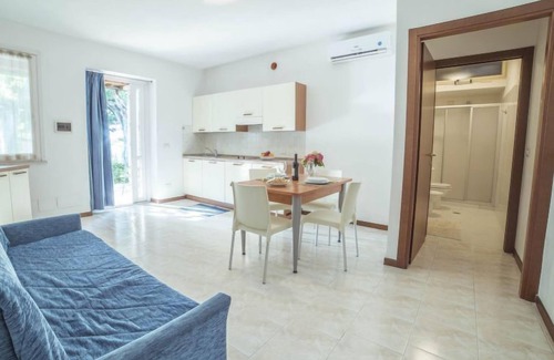 San Benedetto di Lugana House | Camping Wien by Interhome