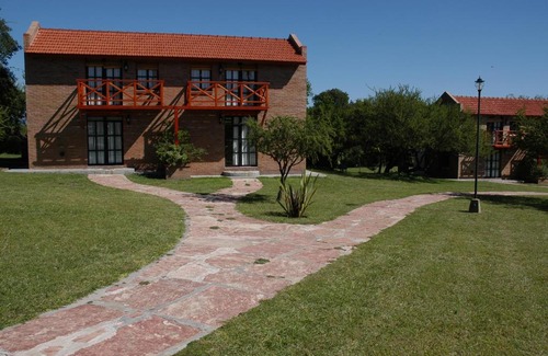 Merlo House | Campo Las Tinajas