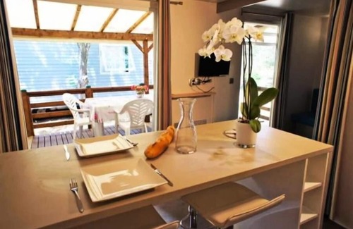 Vauvert House | Campsite Flower Le Mas de Mourgues*** - Mobil Home Lavender 3 rooms 4/6 people