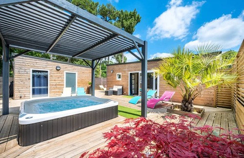 Saint-Hilaire-de-Riez House | Campsite Flower Les Biches* - Coco Sweet 3 Rooms 4 People Without Toilet Blocks