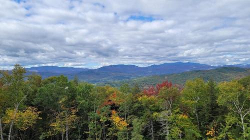 Campton Ski Chalet | Campton Mountain Ski Retreat for Year-Round Fun -Best view and Best Price Guarantee
