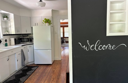 Bloomington Cottage | Campus Cottage 3 blocks to IU: Special This Weekend Only!