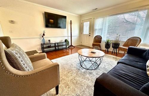 Marion House | Campus Cottage