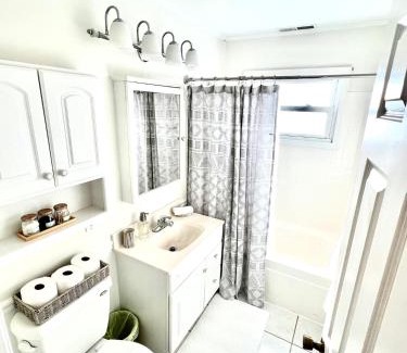 Marion House | Campus Cottage