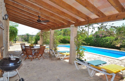 Lloret de Vistalegre Villa | Can Blanc 018 rustic finca with private pool, air conditioning, terrace and barbecue