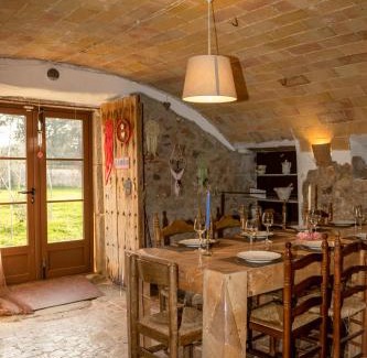 Veinat de Penedes House | Can Camós - Masia Rural