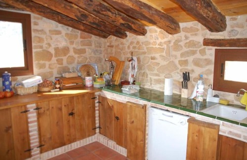 Prat de Comte Ski Chalet | Can Miqueló: Casa familiar rústica