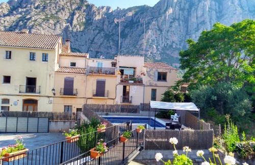 Collbato House | Can Misse