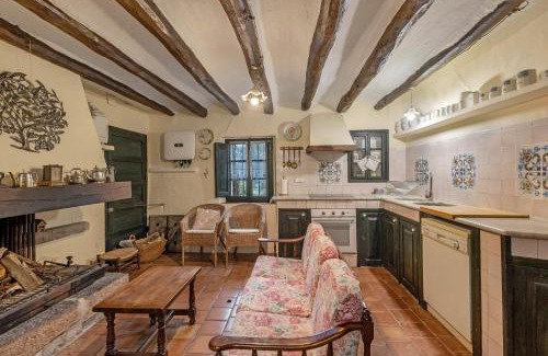 Serra de Alms House | Can Pere Martí