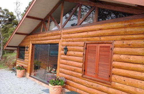 Campos do Jordao House | Canadian Style Log House With Spectacular Views Of Stone Chest And Mountain