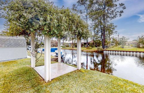 Sebring House | Canal Carnival