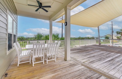Isla Del Sol House | Canal-Front Home, Walk to Sea Isle Beach!