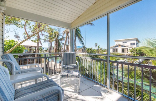 Little Torch Key House | Canal Front Pool Home (BPL 2070)