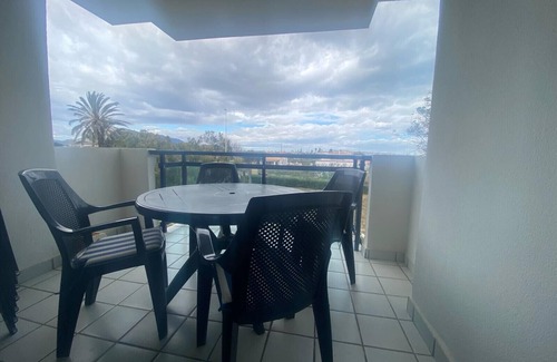 Xeraco Apartment | Canal Salinas 1ºpta2 ático Solo Familias!