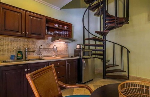 Cap Cana Marina House | Canal-view Loft, walking distance to Api Beach!