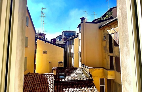 Old Town Apartment | CANALCHIARO55 - At the CENTER of Modena