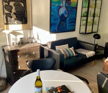 Christianshavn Apartment | CanalLiving-CPH