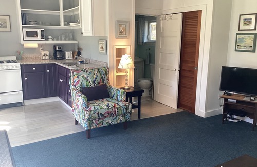 Somesville Cottage | CANCELLATION, Sept 20-27 Come visit in foliage time!