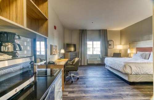 New Bern Hotel | Candlewood Suites New Bern by IHG
