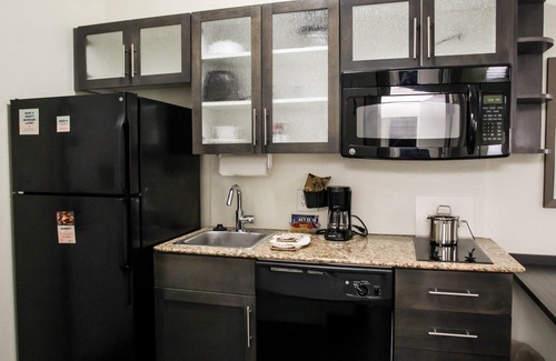 Glen Allen Hotel | Candlewood Suites Richmond North Glen Allen by IHG