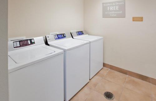 Glen Allen Hotel | Candlewood Suites Richmond North-Glen Allen by IHG