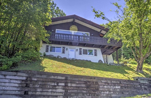 Franconia House | Cannon Mtn Family Retreat w/Deck, Close to Hiking