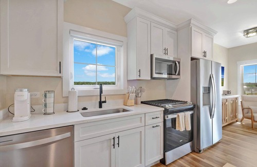 Ottawa House | Canopy 4 - Wildcat 2 Bed, 2 Bath