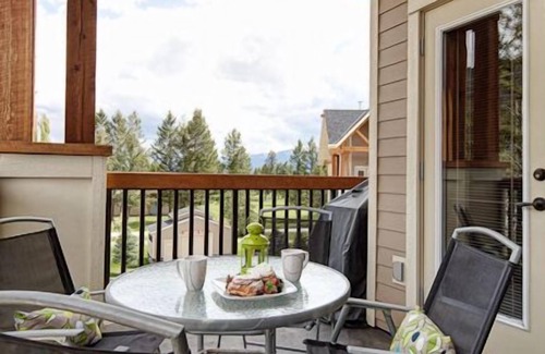 East Kootenay Villa | Canyon Ridge - Outdoor Hot Tub, Seasonal Pool - Stay for 3 nights/Pay for 2*
