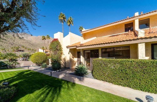 Canyon View Estates Condo | Canyon Villas Condo in south Palm Springs with majestic mountain views