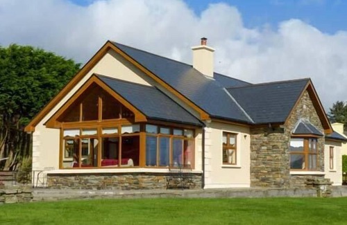 Kilcrohane Cottage | CAOLA NUA, family friendly, with a garden in Kilcrohane, County Cork