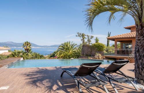 Pietrosella Villa | Caonia - Pool with sea view Beach - by TGB